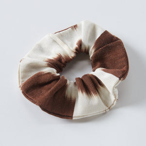 brown anna scrunchie - maas by slightly east